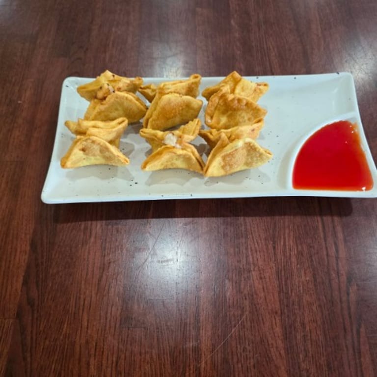 Crab Delights: Chinese, Vietnamese, and Asian-Fusion Favorites
